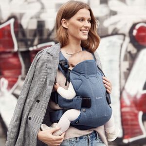 This BabyBjörn Baby Carrier Has Over 1,000 Five-Stars Reviews Written by Parents