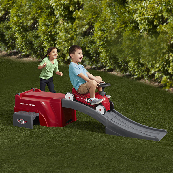 Radio Flyer 500 Ride-On With Ramp